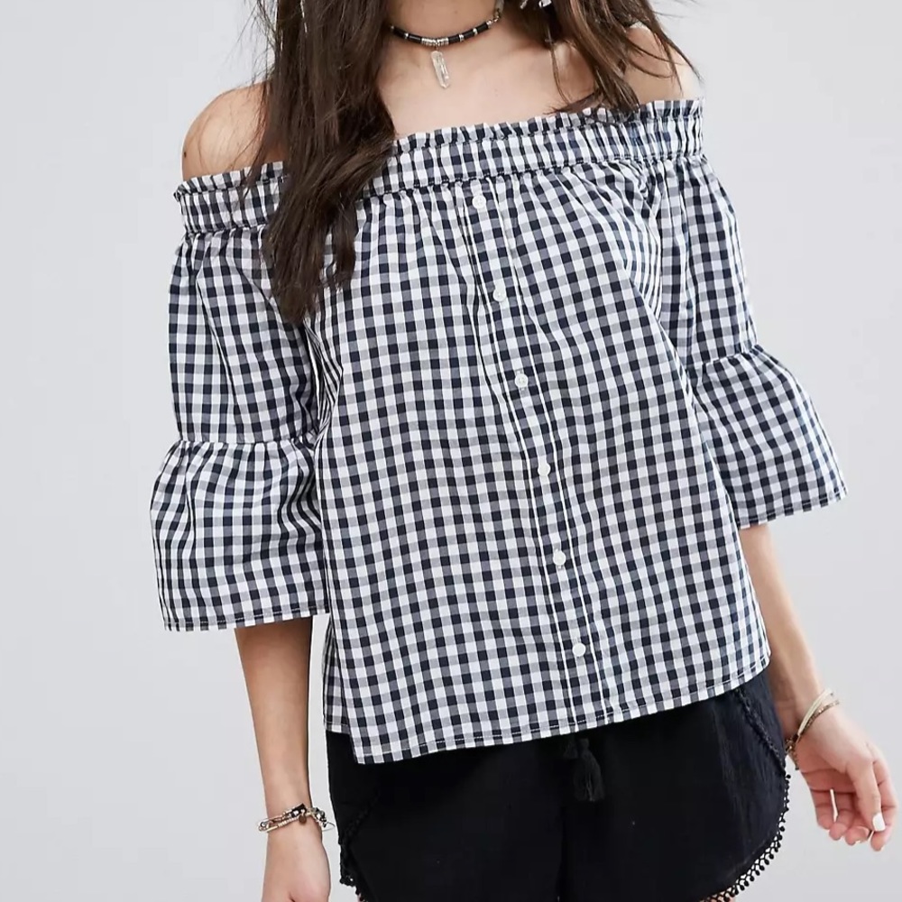 Abercrombie & Fitch Off-Shoulder Gingham Button-Front Shirt navy and white xs